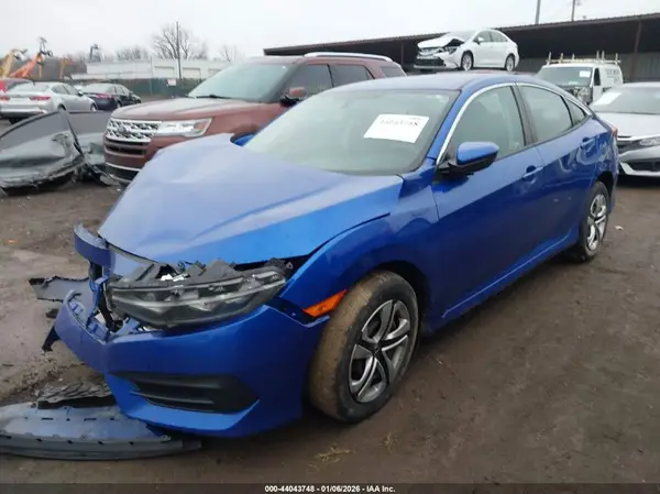 2HGFC2F50JH587377 2018 HONDA CIVIC - Image 2