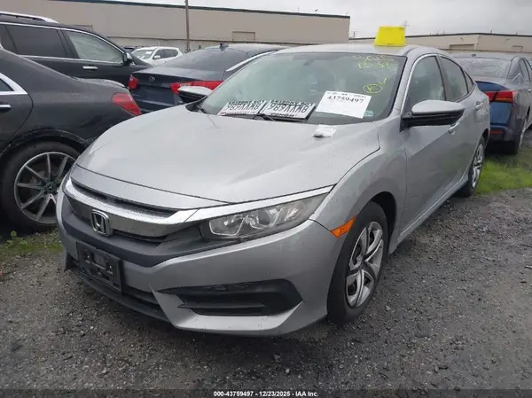 2HGFC2F50JH596385 2018 HONDA CIVIC - Image 2