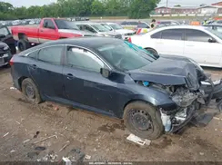 2HGFC2F50JH597939 2018 HONDA CIVIC