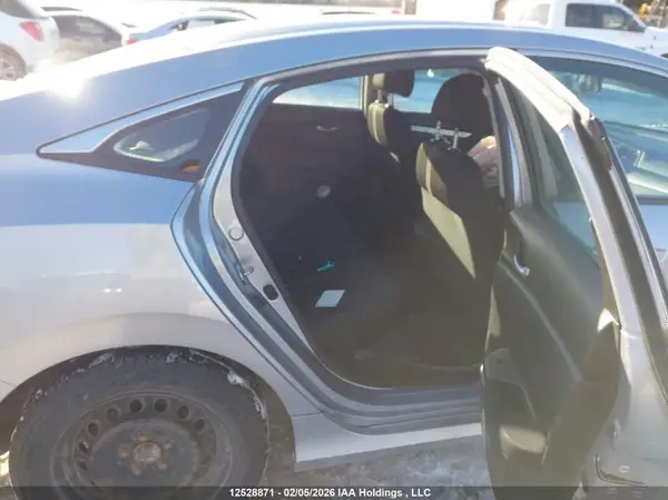 2HGFC2F50KH006106 2019 HONDA CIVIC - Image 8