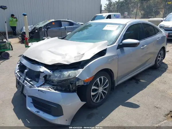 2HGFC2F51GH530369 2016 HONDA CIVIC - Image 2