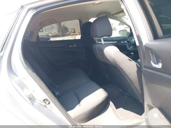 2HGFC2F51GH530369 2016 HONDA CIVIC - Image 8
