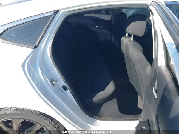 2HGFC2F51HH038460 2017 HONDA CIVIC - Image 8