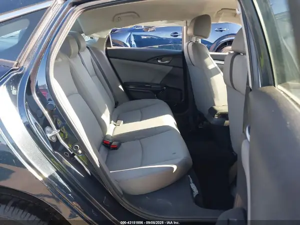 2HGFC2F51HH555760 2017 HONDA CIVIC - Image 8
