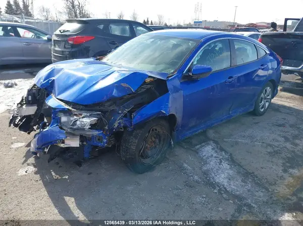 2HGFC2F51JH013421 2018 HONDA CIVIC - Image 2