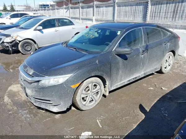 2HGFC2F51JH024077 2018 HONDA CIVIC - Image 2
