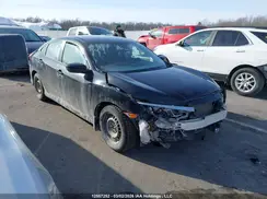 2HGFC2F51JH024094 2018 HONDA CIVIC