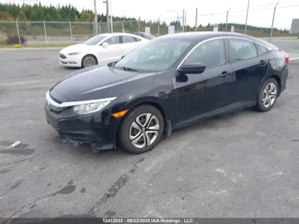 2HGFC2F51JH028341 2018 HONDA CIVIC - Image 2