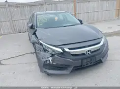 2HGFC2F51JH036083 2018 HONDA CIVIC