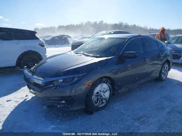2HGFC2F51JH041302 2018 HONDA CIVIC - Image 2