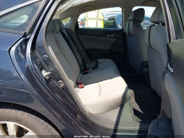 2HGFC2F51JH500196 2018 HONDA CIVIC - Image 8