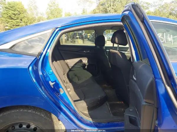 2HGFC2F51JH512588 2018 HONDA CIVIC - Image 8
