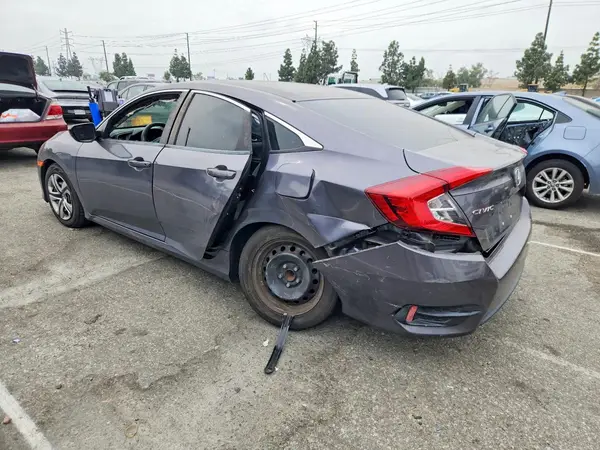 2HGFC2F51JH520500 2018 HONDA CIVIC - Image 2