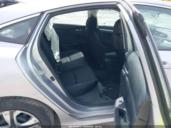 2HGFC2F51JH526278 2018 HONDA CIVIC - Image 8