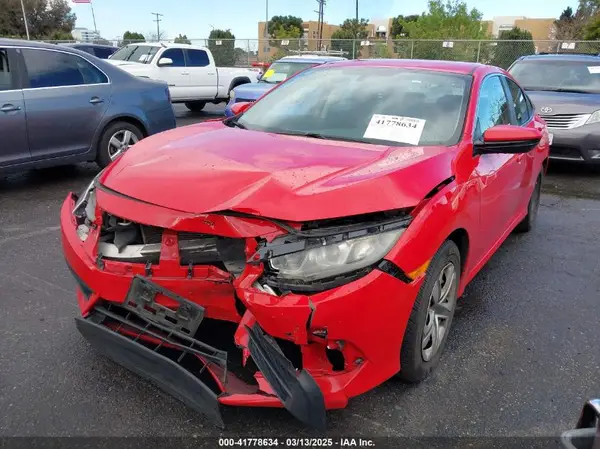 2HGFC2F51JH529486 2018 HONDA CIVIC - Image 2