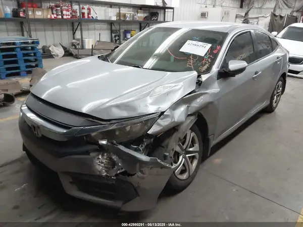 2HGFC2F51JH541167 2018 HONDA CIVIC - Image 2