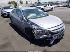 2HGFC2F51JH553772 2018 HONDA CIVIC