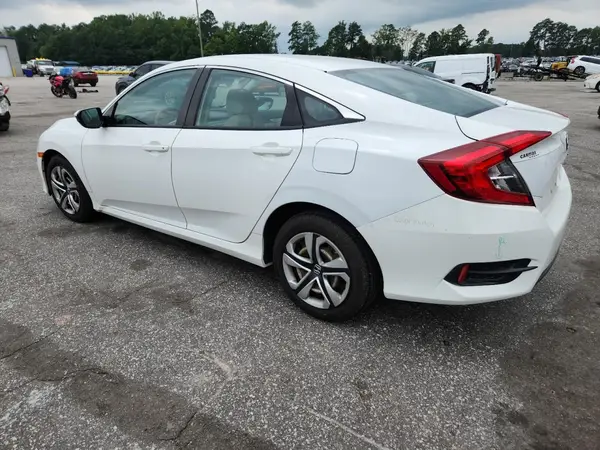 2HGFC2F51JH556526 2018 HONDA CIVIC - Image 2
