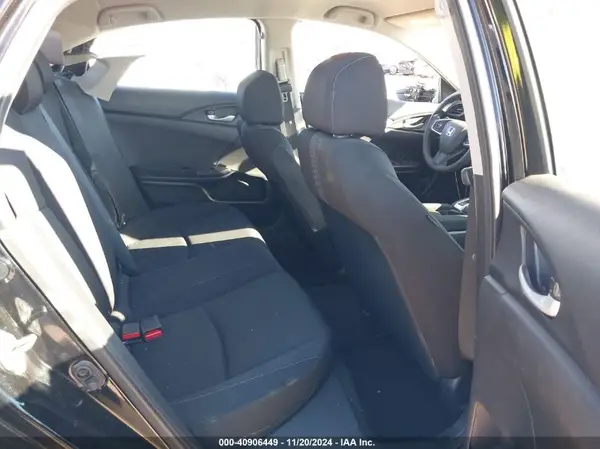 2HGFC2F51JH561371 2018 HONDA CIVIC - Image 8