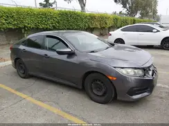 2HGFC2F51JH565940 2018 HONDA CIVIC
