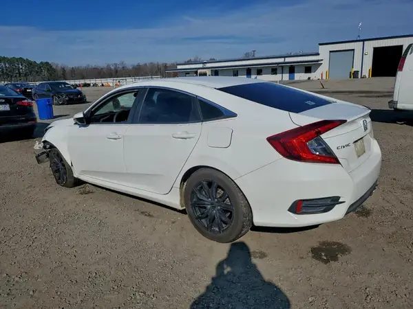 2HGFC2F51JH566571 2018 HONDA CIVIC - Image 2
