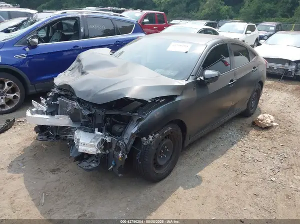 2HGFC2F51JH569504 2018 HONDA CIVIC - Image 2