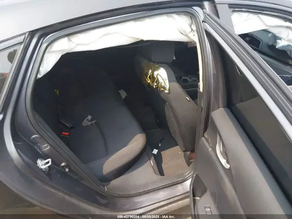 2HGFC2F51JH569504 2018 HONDA CIVIC - Image 8