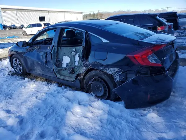 2HGFC2F51JH572774 2018 HONDA CIVIC - Image 2