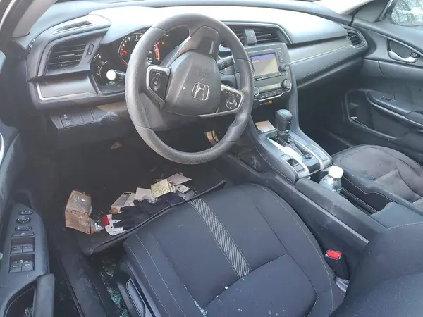 2HGFC2F51JH572774 2018 HONDA CIVIC - Image 8