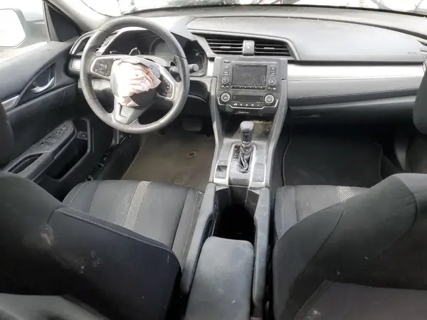 2HGFC2F51JH573178 2018 HONDA CIVIC - Image 8