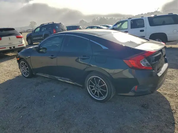 2HGFC2F51JH573813 2018 HONDA CIVIC - Image 2