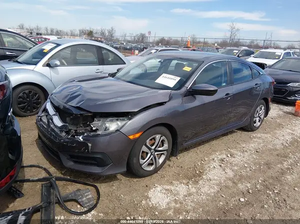 2HGFC2F51JH580356 2018 HONDA CIVIC - Image 2