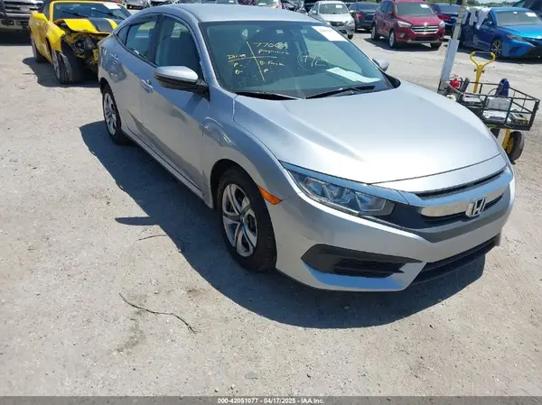 2HGFC2F51JH587288 2018 HONDA CIVIC - Image 1