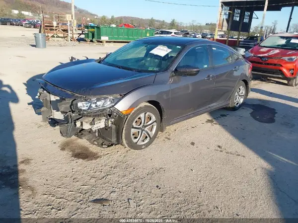 2HGFC2F51JH587680 2018 HONDA CIVIC - Image 2