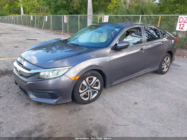 2HGFC2F51JH588229 2018 HONDA CIVIC - Image 2