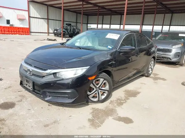2HGFC2F51JH591356 2018 HONDA CIVIC - Image 2