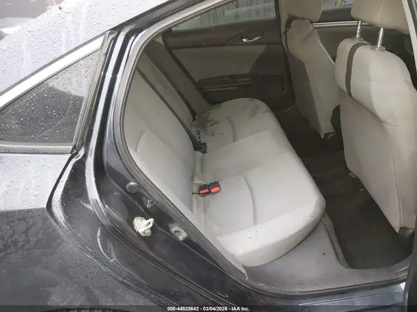 2HGFC2F51JH597819 2018 HONDA CIVIC - Image 8