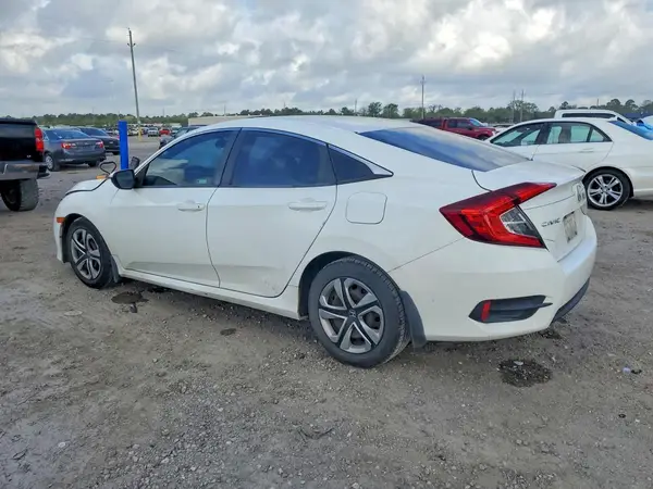 2HGFC2F51JH601660 2018 HONDA CIVIC - Image 2