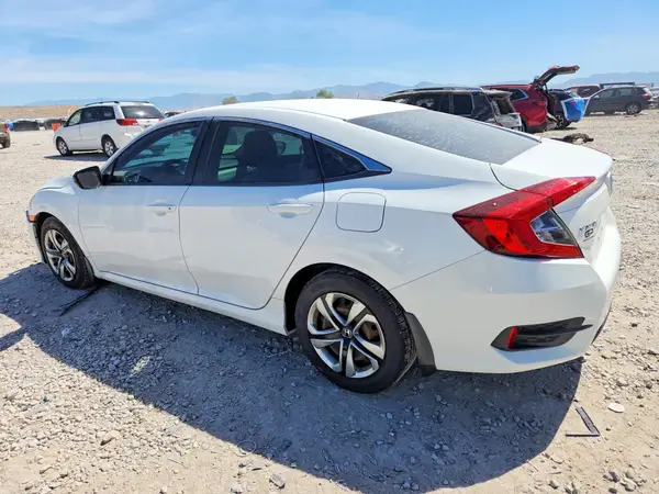 2HGFC2F51JH603134 2018 HONDA CIVIC - Image 2