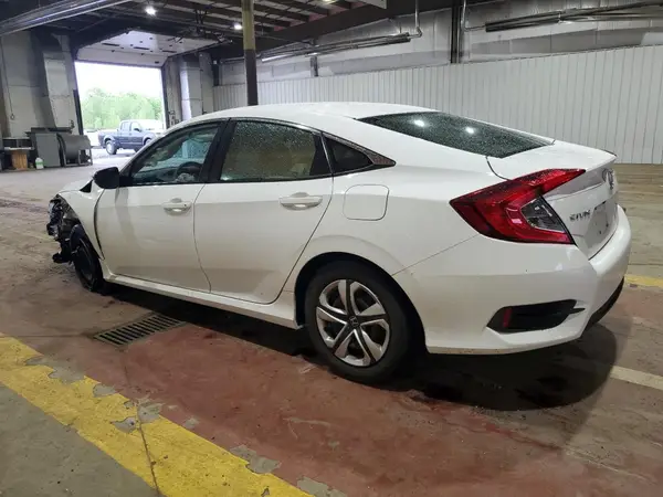 2HGFC2F51JH603182 2018 HONDA CIVIC - Image 2