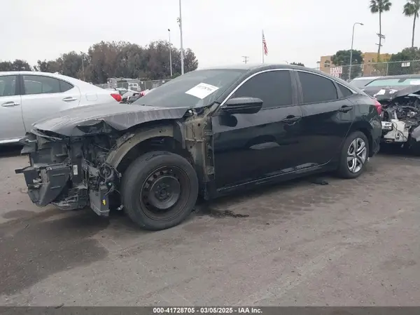 2HGFC2F51JH603473 2018 HONDA CIVIC - Image 2
