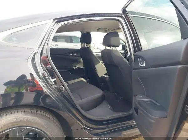 2HGFC2F52HH502095 2017 HONDA CIVIC - Image 8