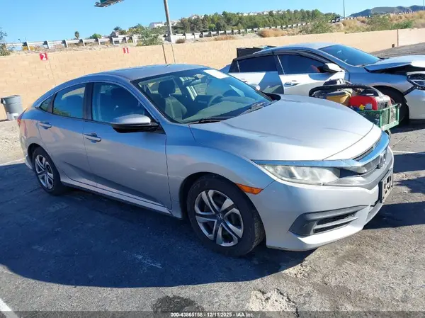 2HGFC2F52HH507782 2017 HONDA CIVIC - Image 1