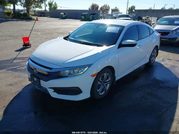 2HGFC2F52HH538403 2017 HONDA CIVIC - Image 2