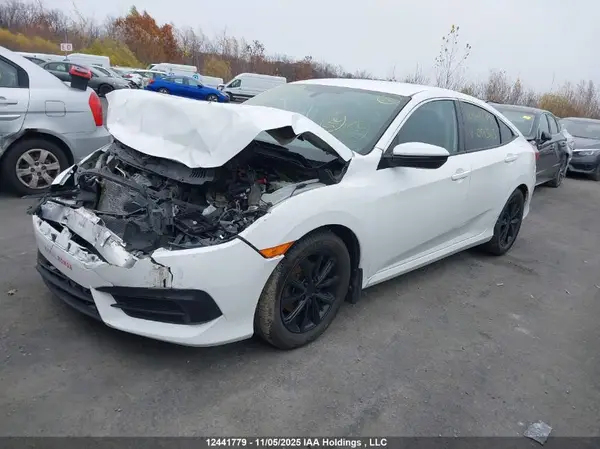2HGFC2F52JH001343 2018 HONDA CIVIC - Image 2