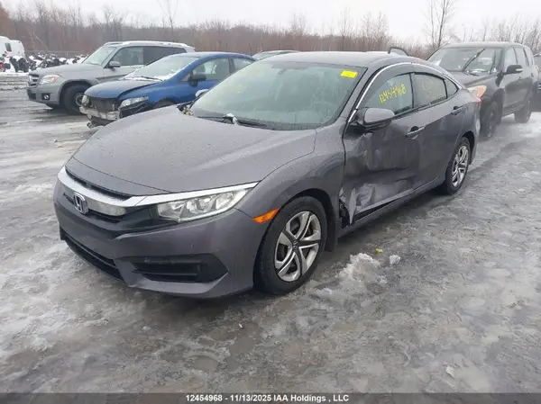 2HGFC2F52JH003870 2018 HONDA CIVIC - Image 2