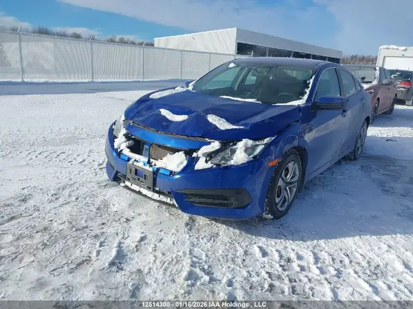 2HGFC2F52JH005702 2018 HONDA CIVIC - Image 2