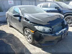 2HGFC2F52JH011323 2018 HONDA CIVIC