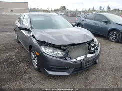2HGFC2F52JH016215 2018 HONDA CIVIC