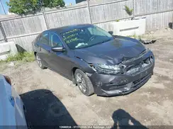 2HGFC2F52JH036111 2018 HONDA CIVIC
